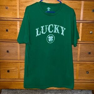MEN’S “LUCKY” SHAMROCK TEE